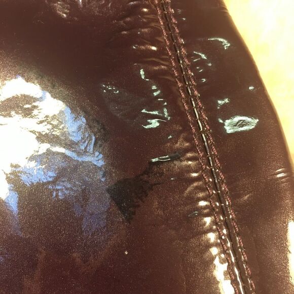 Purple Patent Leather Coach Maggie Bag - Picture 15 of 16